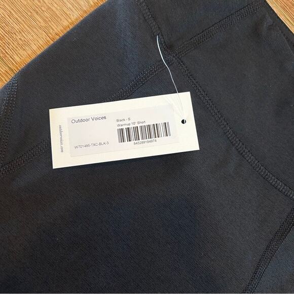 NWT Outdoor Voices Black 10” Warm Up Bike Short Size Small - Picture 3 of 7